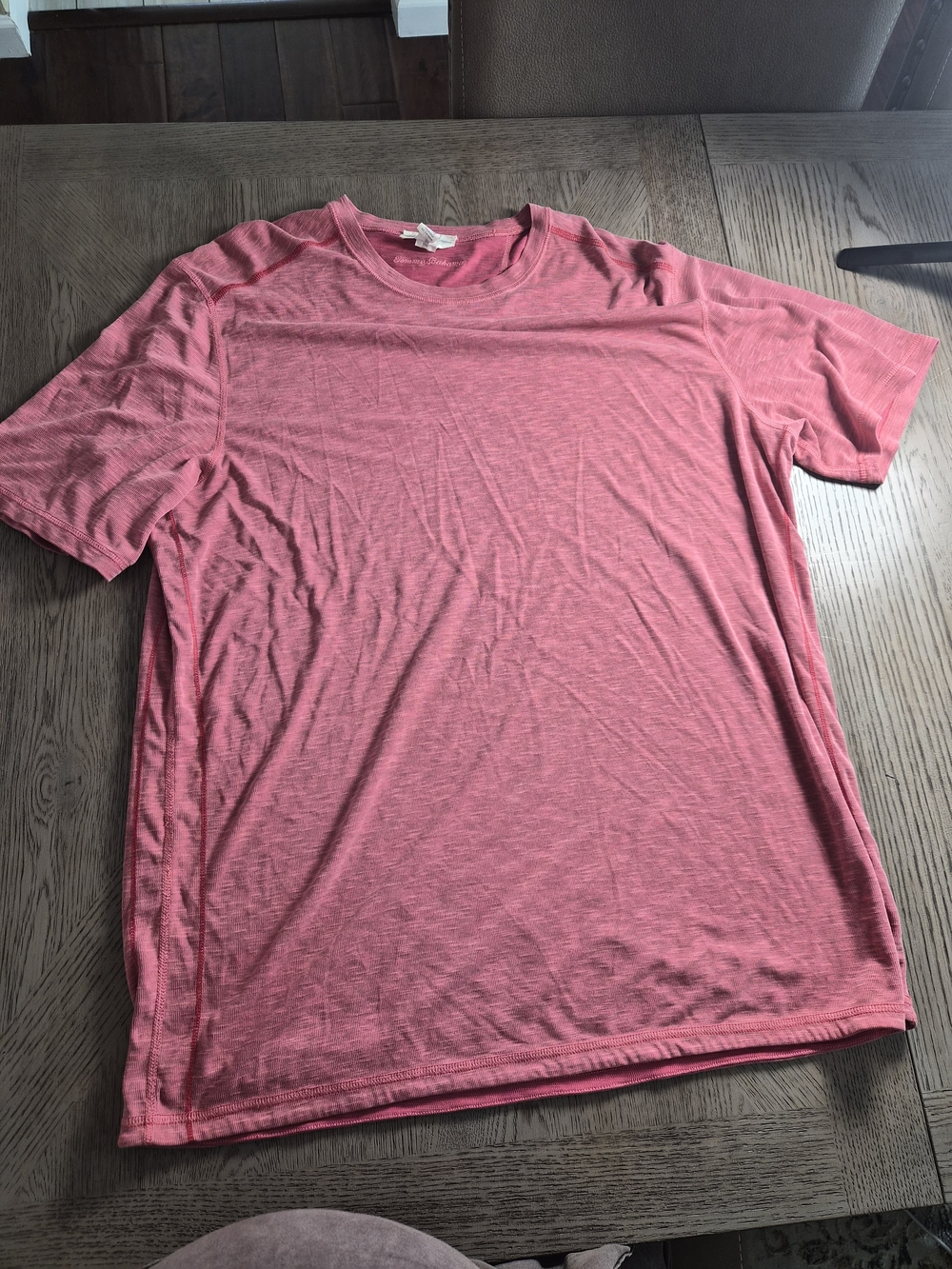 Tommy Bahama Short Sleeve Crewneck Tee in Coral